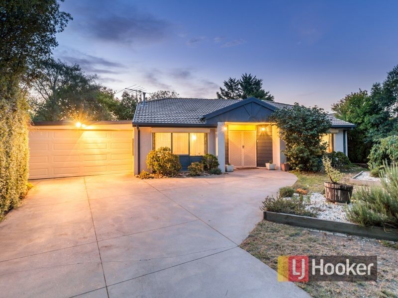 2 Dowd Court, Pakenham VIC 3810