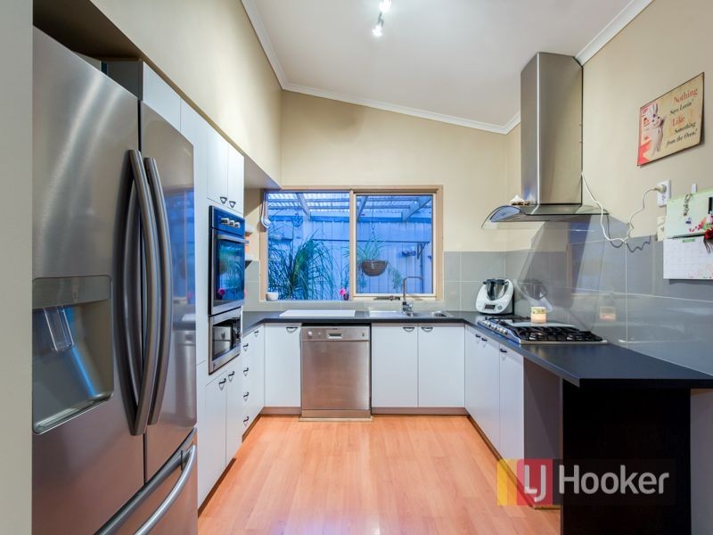 2 Dowd Court, Pakenham VIC 3810