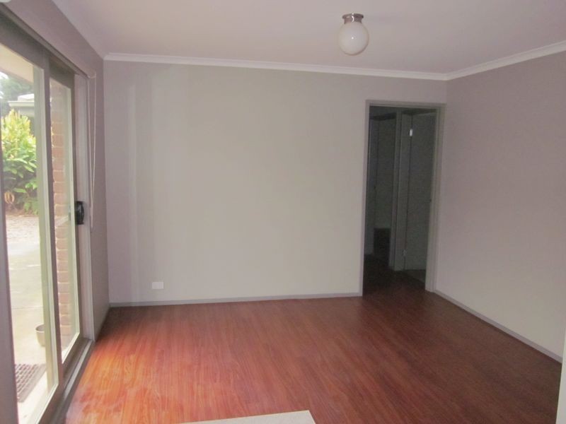 1/22 Cameron Way, Pakenham VIC 3810