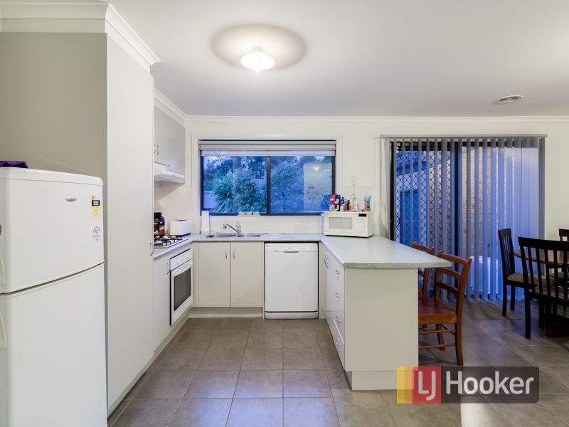57 Tuscany Rise, Pakenham VIC 3810
