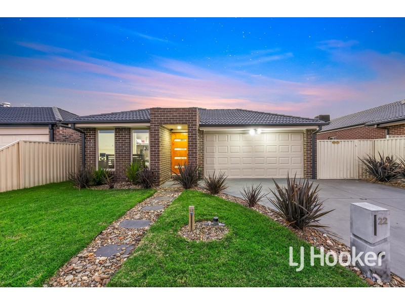 22 Zenith Street, Pakenham VIC 3810