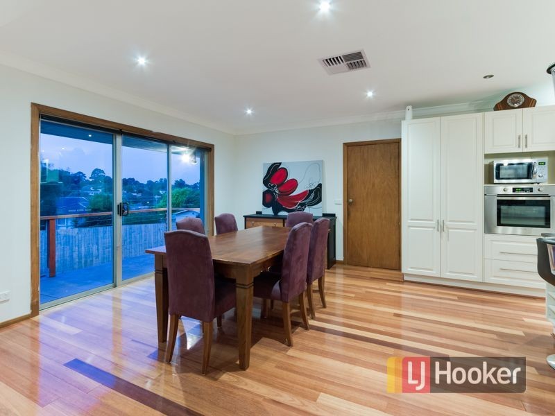 6 Elrona Court, Pakenham VIC 3810