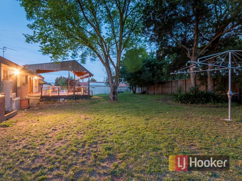 6 Elrona Court, Pakenham VIC 3810