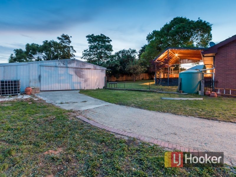6 Elrona Court, Pakenham VIC 3810