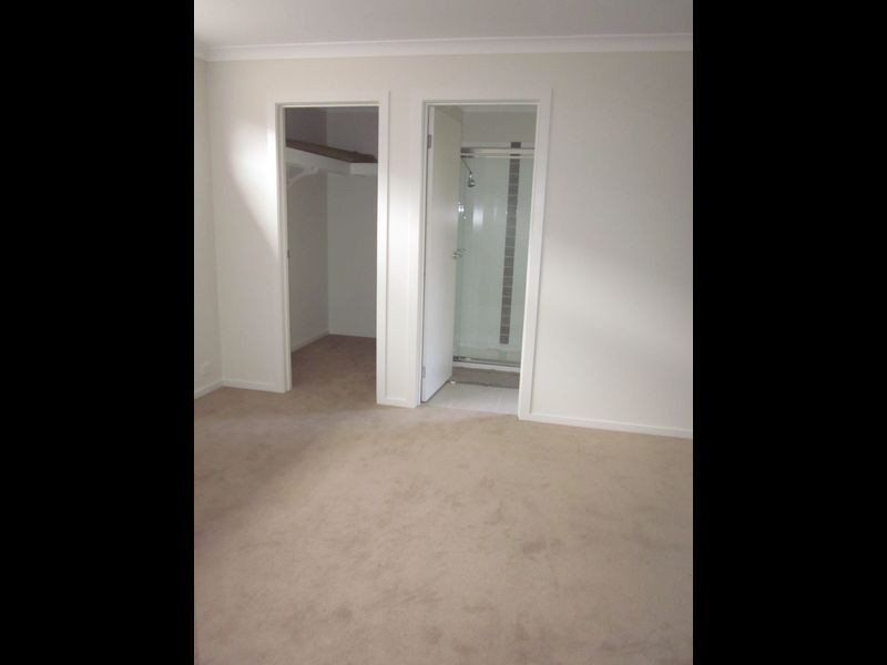 43 Victory Drive, Pakenham VIC 3810