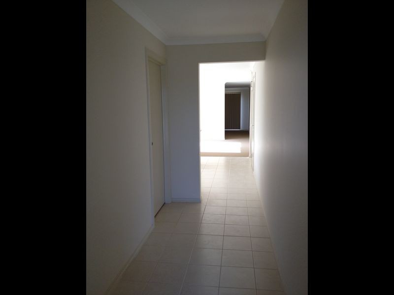 9 Keating Street, Pakenham VIC 3810