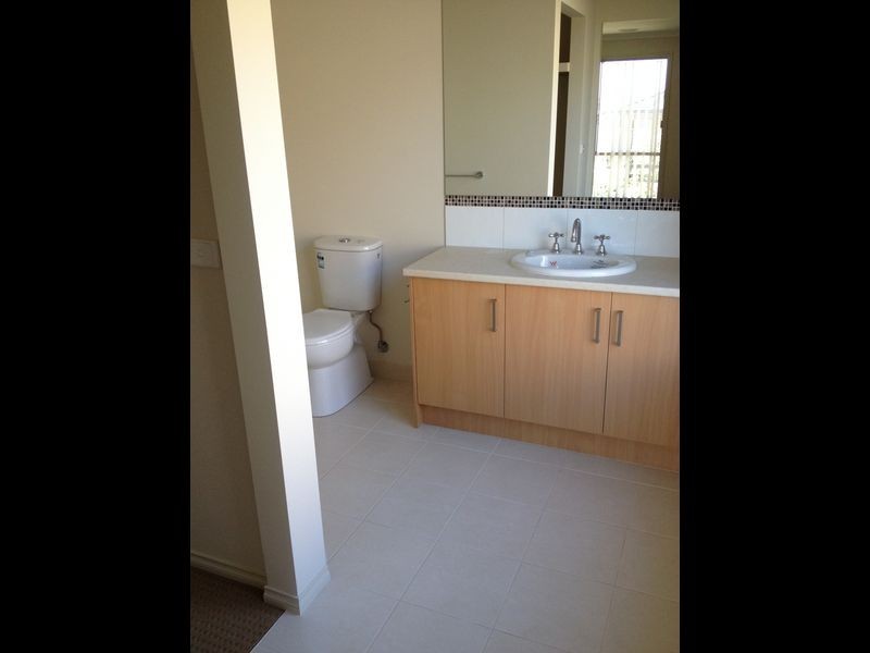 9 Keating Street, Pakenham VIC 3810