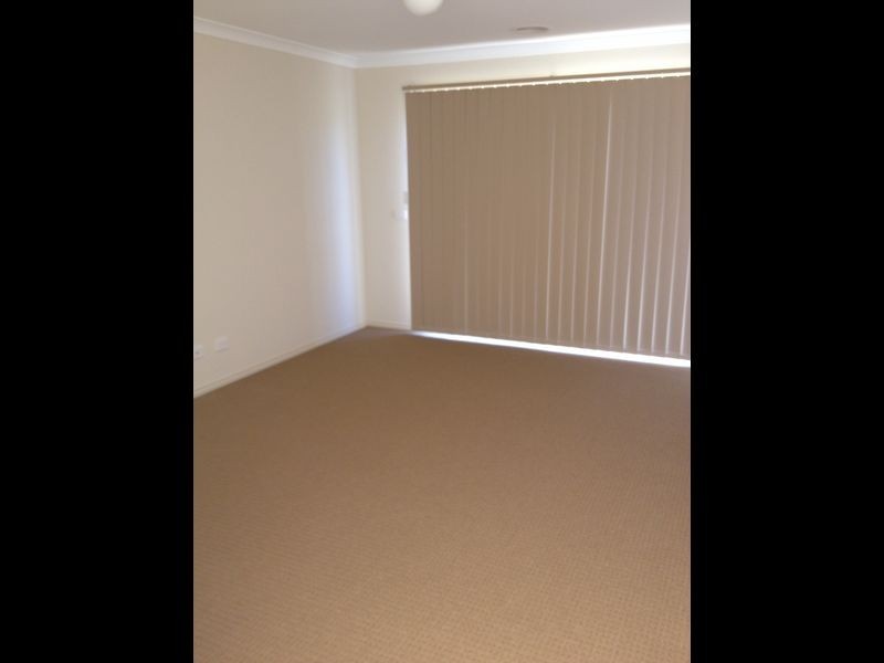 9 Keating Street, Pakenham VIC 3810