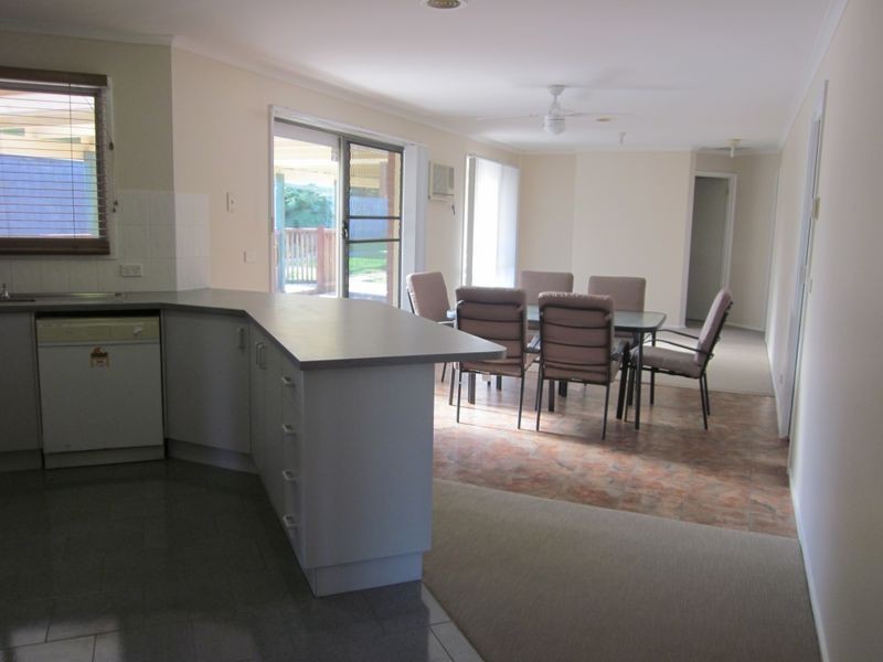 68 Murphy Road, Pakenham VIC 3810