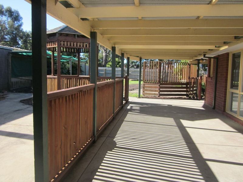 68 Murphy Road, Pakenham VIC 3810