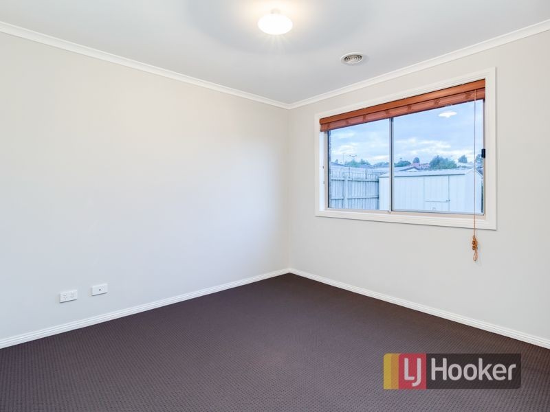 84 Manna Gum Drive, Pakenham VIC 3810