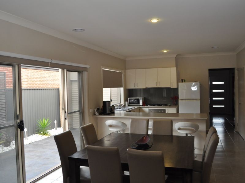 23 Westwood Grove, Pakenham VIC 3810