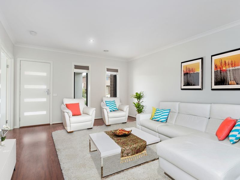 5 Penshurst Crescent, Officer VIC 3809