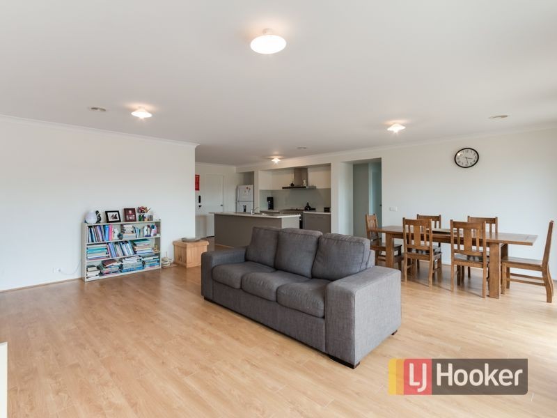 44 Mary Street, Officer VIC 3809