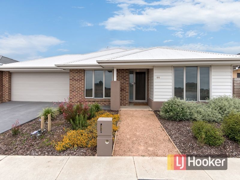 44 Mary Street, Officer VIC 3809