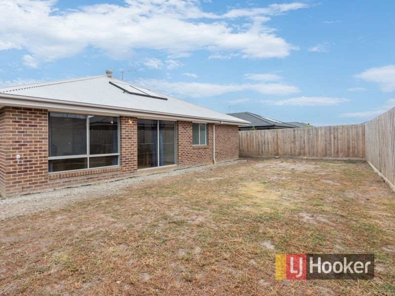 44 Mary Street, Officer VIC 3809