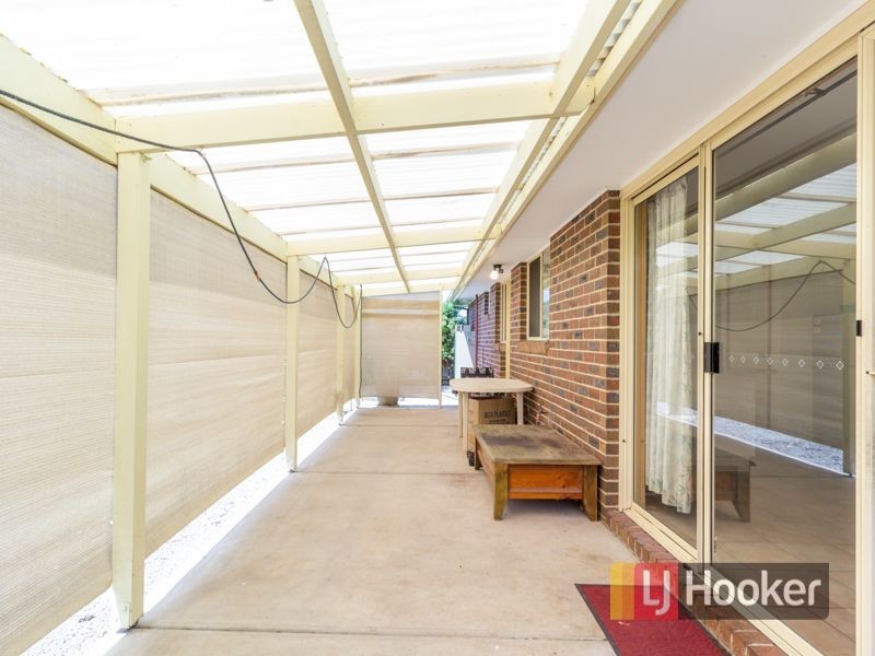 19 Dunbarton Drive, Pakenham VIC 3810