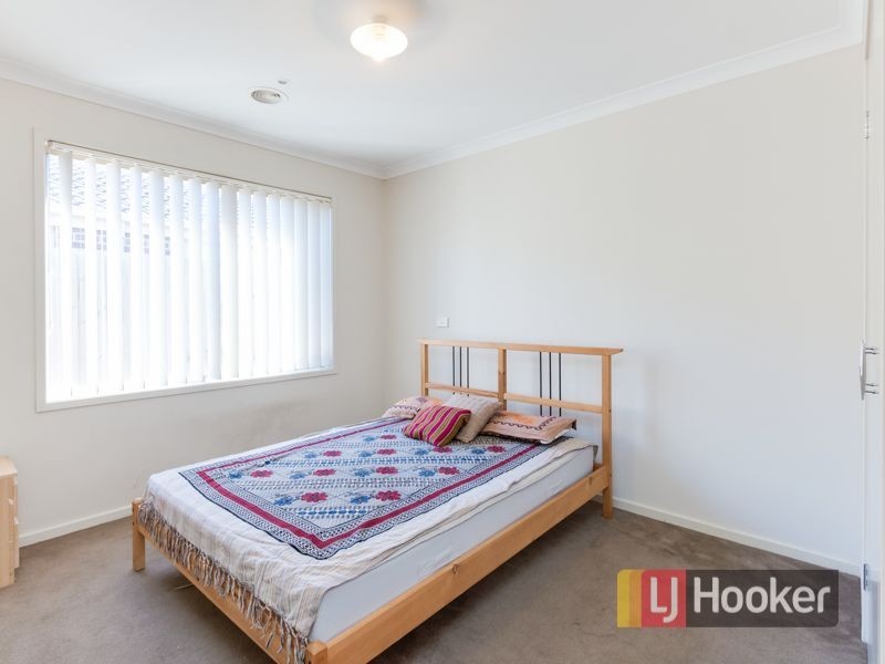 34 Webster Way, Pakenham VIC 3810