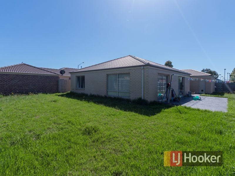 34 Webster Way, Pakenham VIC 3810