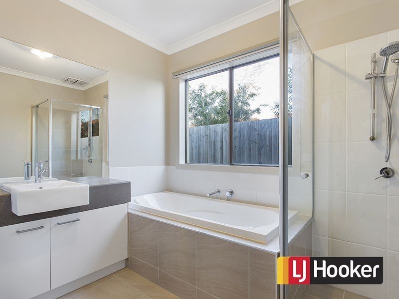 62 Denhams Road, Koo Wee Rup VIC 3981