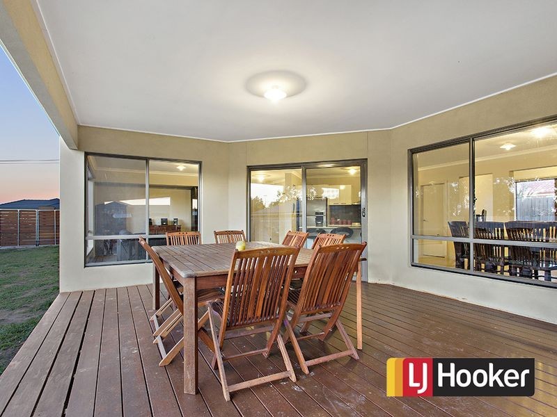 62 Denhams Road, Koo Wee Rup VIC 3981