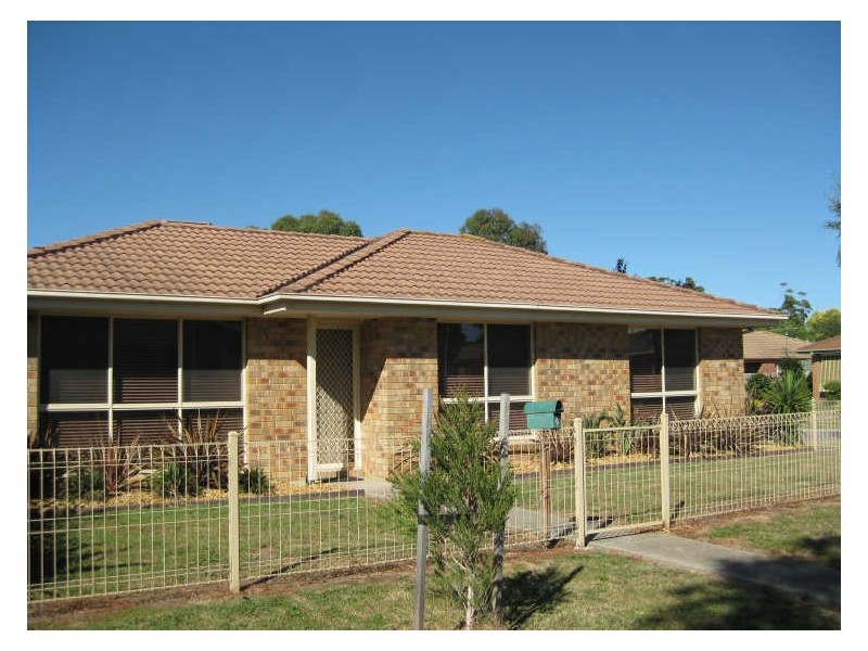 6 Joy Mews, Pakenham VIC 3810