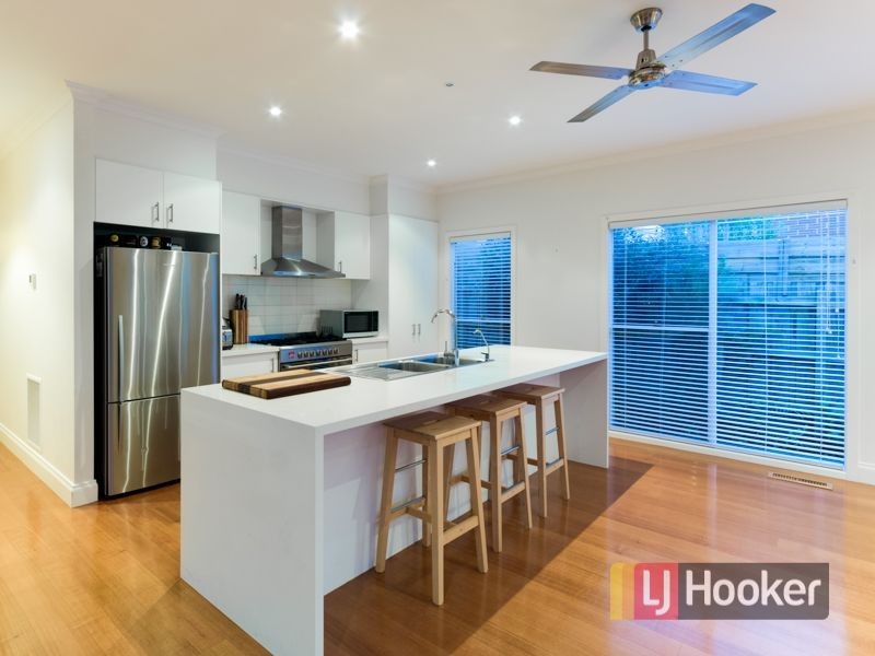 24 Jefferson Road, Garfield VIC 3814