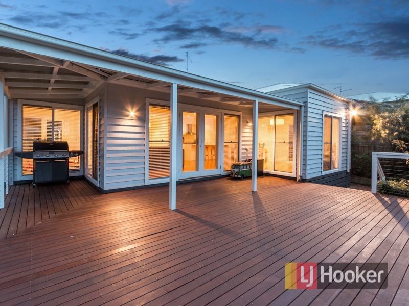24 Jefferson Road, Garfield VIC 3814