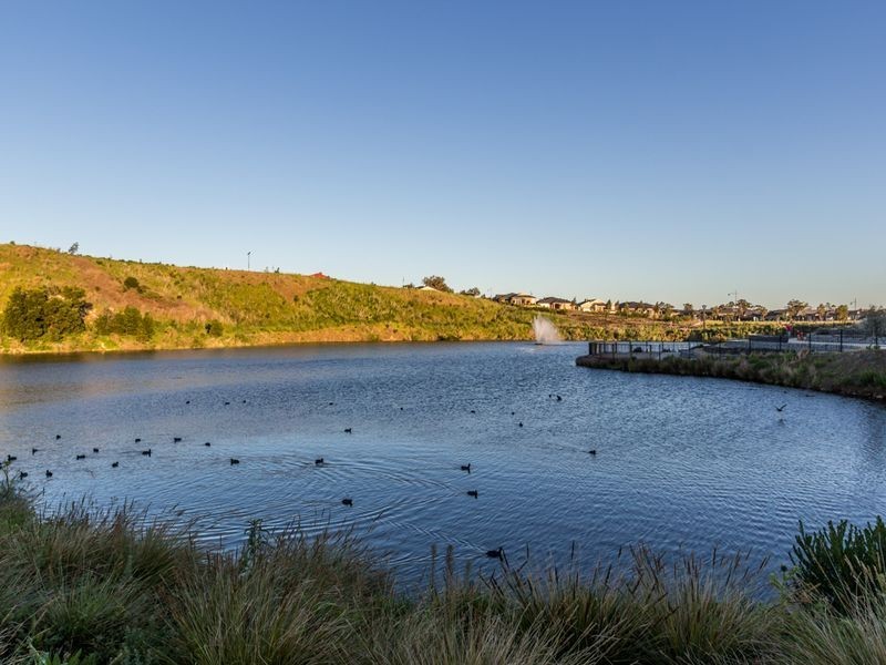 Lot 301 Corymbia Promenade, Pakenham VIC 3810