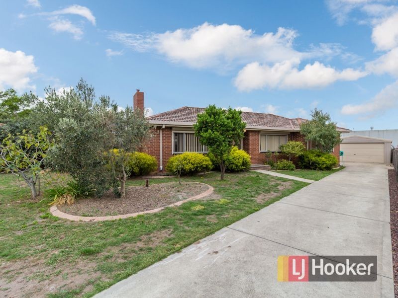 10 Charles Street, Pakenham VIC 3810