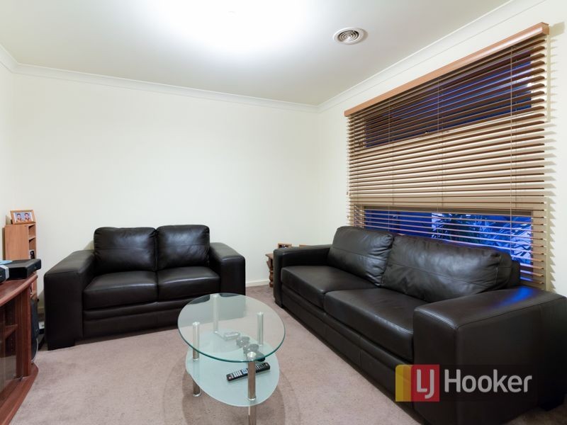 9 Renlik Court, Pakenham VIC 3810