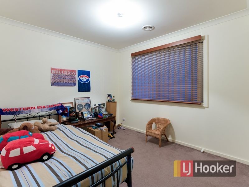 9 Renlik Court, Pakenham VIC 3810