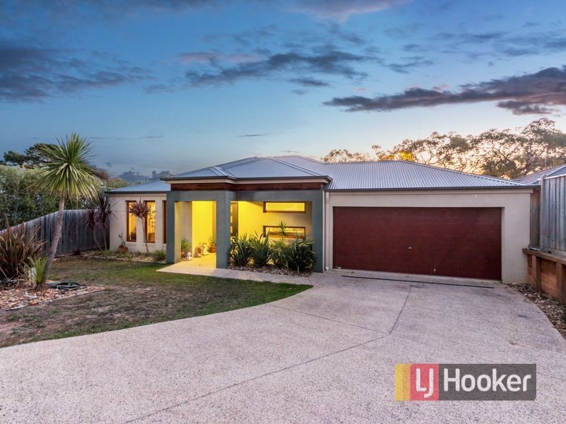 9 Renlik Court, Pakenham VIC 3810