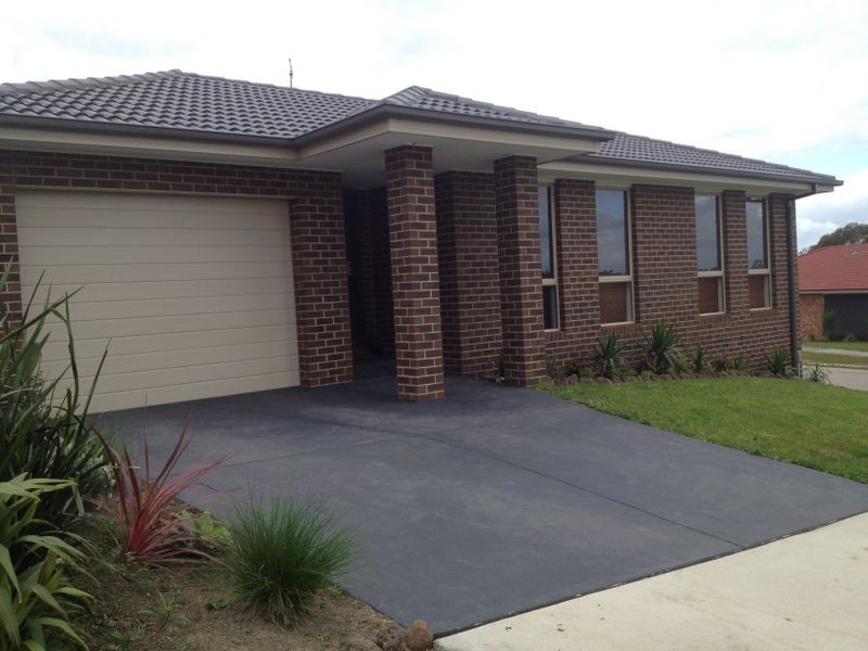 12 Campbell Street, Garfield VIC 3814