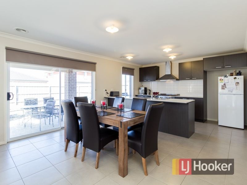 34 Verdant Avenue, Officer VIC 3809