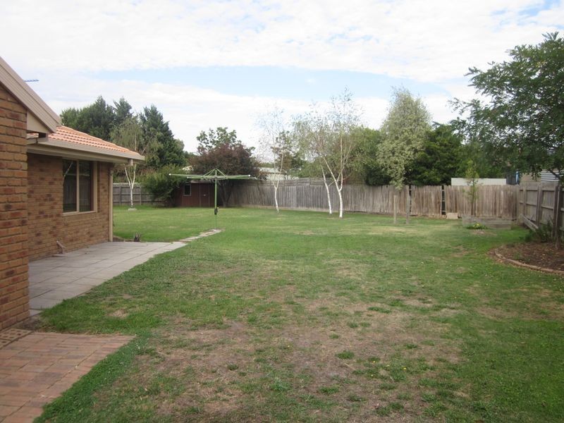 17 Nabilla Court, Pakenham VIC 3810