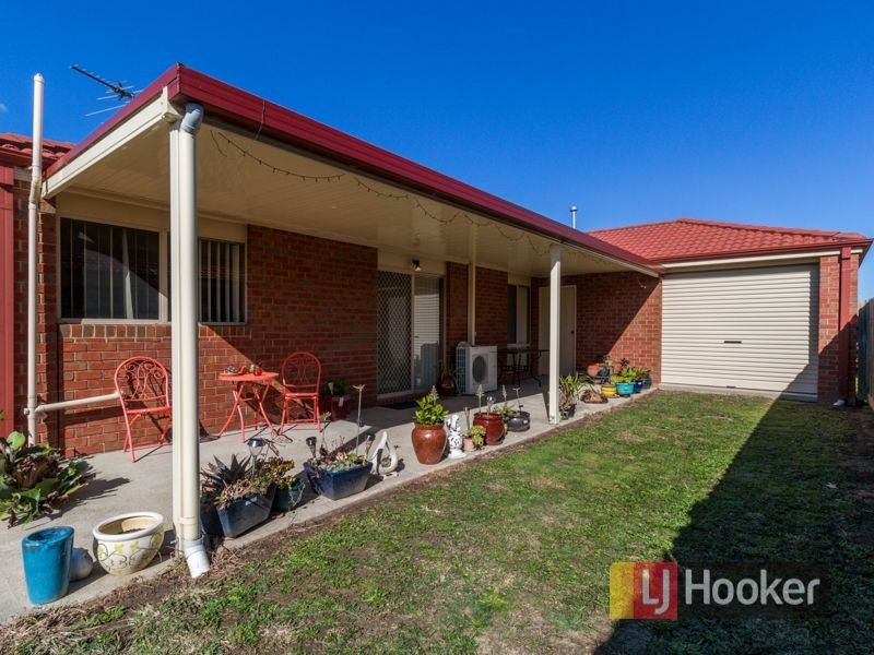 9 Rossi Close, Pakenham VIC 3810