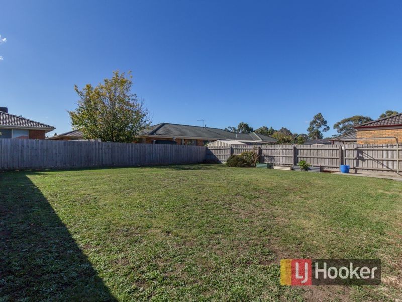 9 Rossi Close, Pakenham VIC 3810