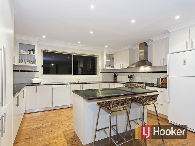 1 Kerry Place, Garfield VIC 3814