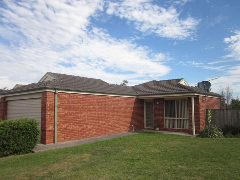 7 Stella Place, Pakenham VIC 3810