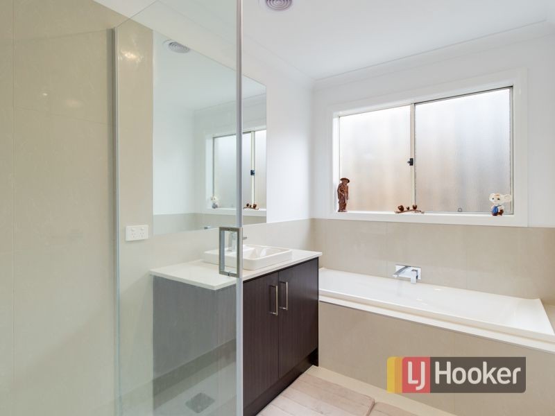 2/5 Nash Road, Bunyip VIC 3815