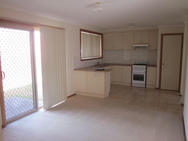 3 Rossi Close, Pakenham VIC 3810