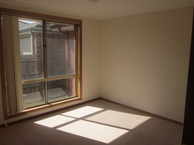 3 Rossi Close, Pakenham VIC 3810