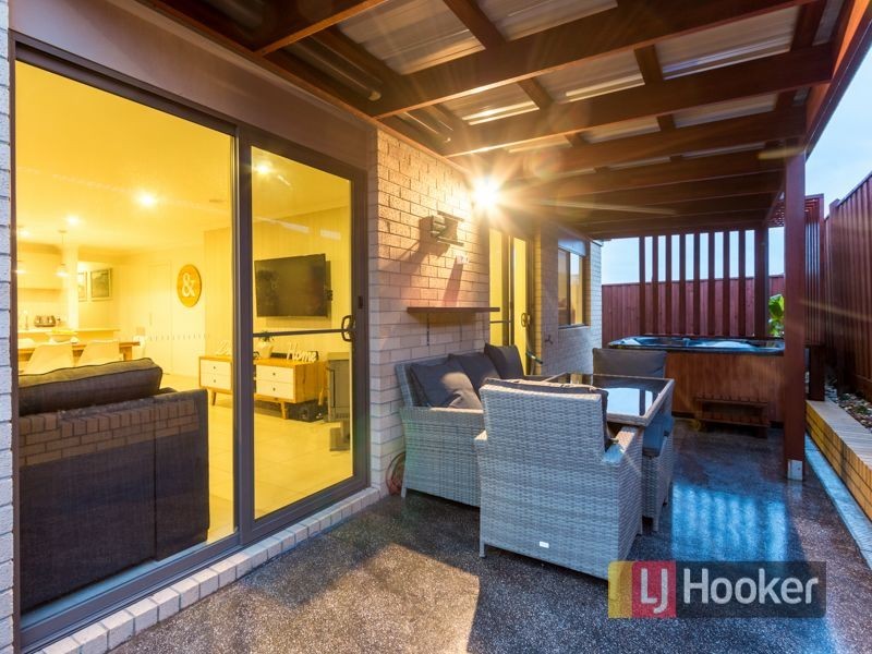 2 Tyalla Way, Pakenham VIC 3810