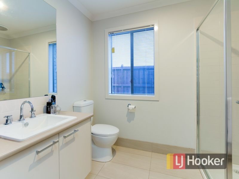 2 Tyalla Way, Pakenham VIC 3810