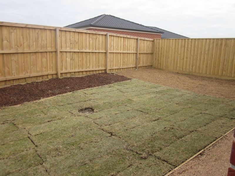 93 Henry Road, Pakenham VIC 3810