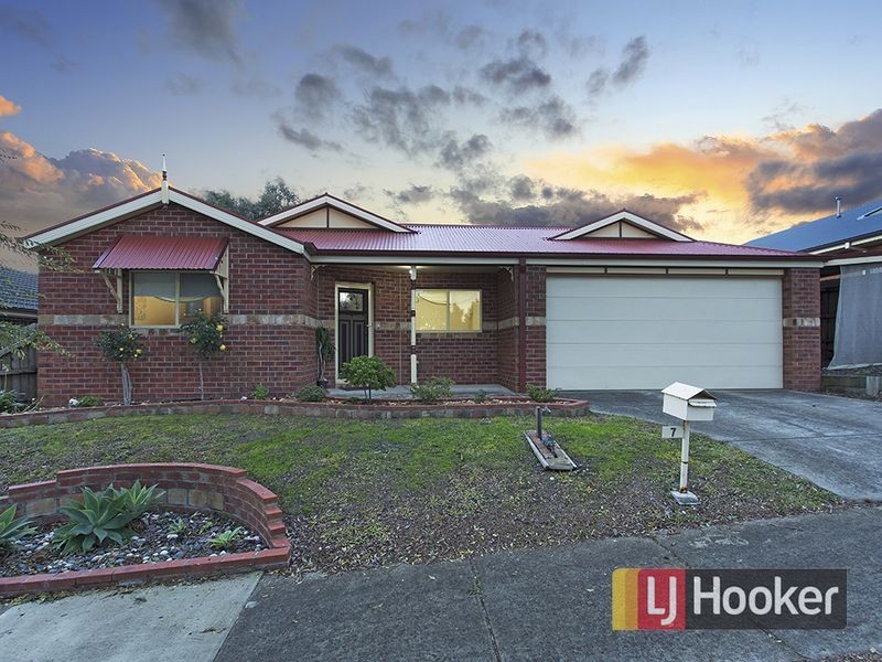 7 Silver Gum Drive, Pakenham VIC 3810