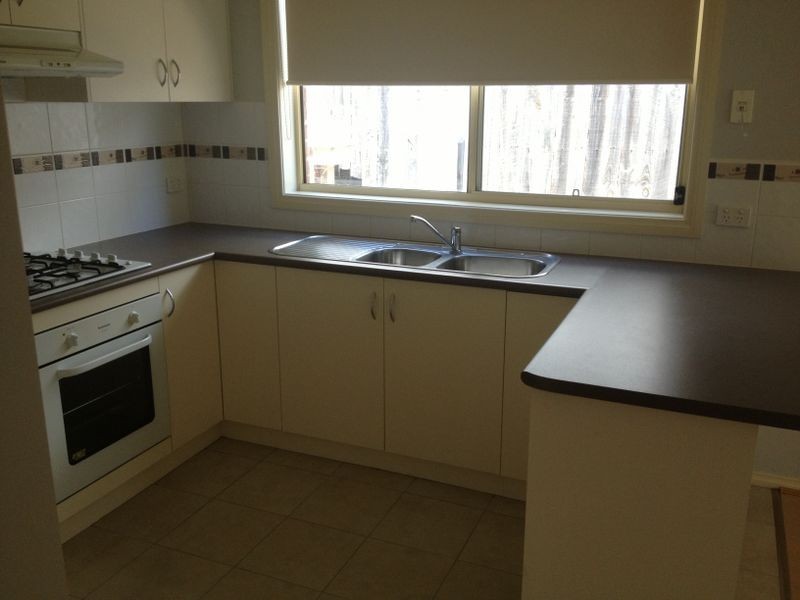 7/3 Hale Place, Pakenham VIC 3810