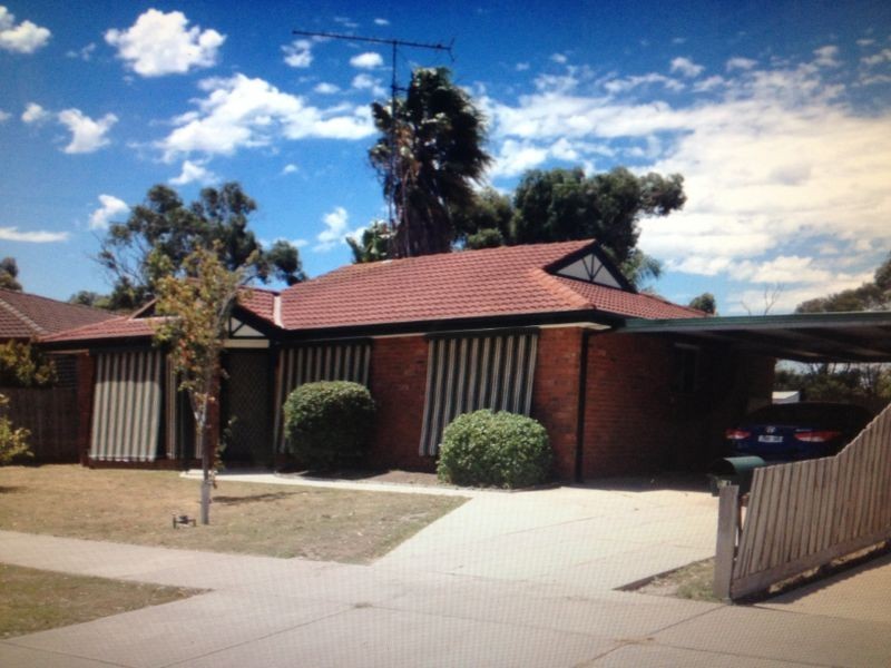 64 Murphy Road, Pakenham VIC 3810