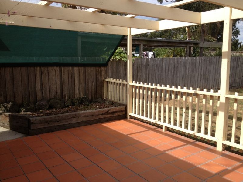 64 Murphy Road, Pakenham VIC 3810